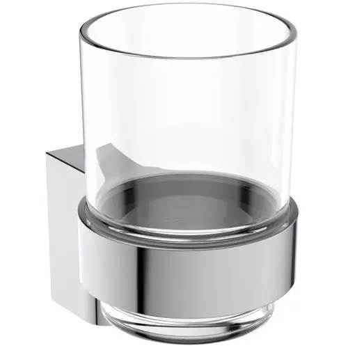Wandmontierter Zahnbecher aus klarem Glas mit chromfarbener Halterung. Ideal Standard Design. Schlicht und funktional für das Badezimmer.
